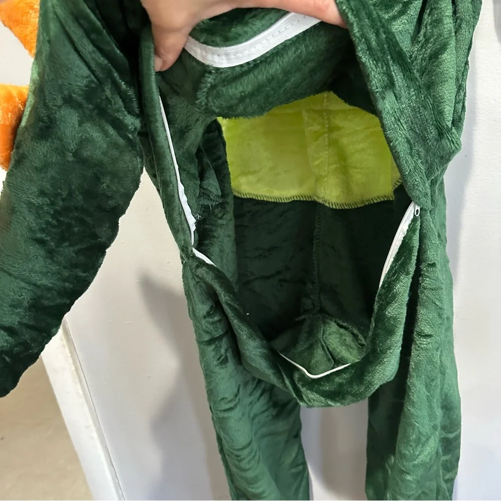 Green Dinosaur Onesie Costume Cosplay Cozy Size Medium - Picture 13 of 14